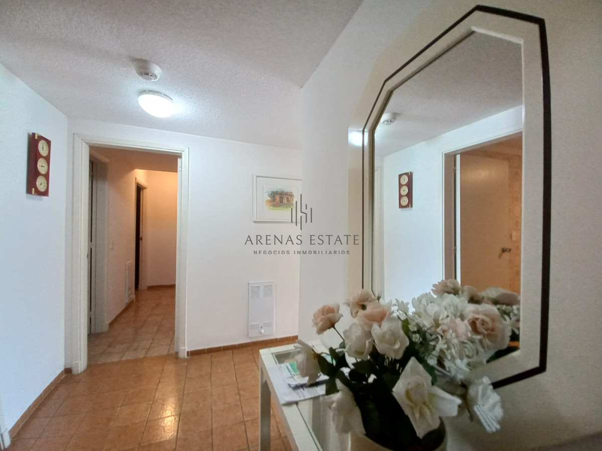 Apartamento ID.2535 - Complejo Lincoln center , Apartamento sobre playa mansa en venta