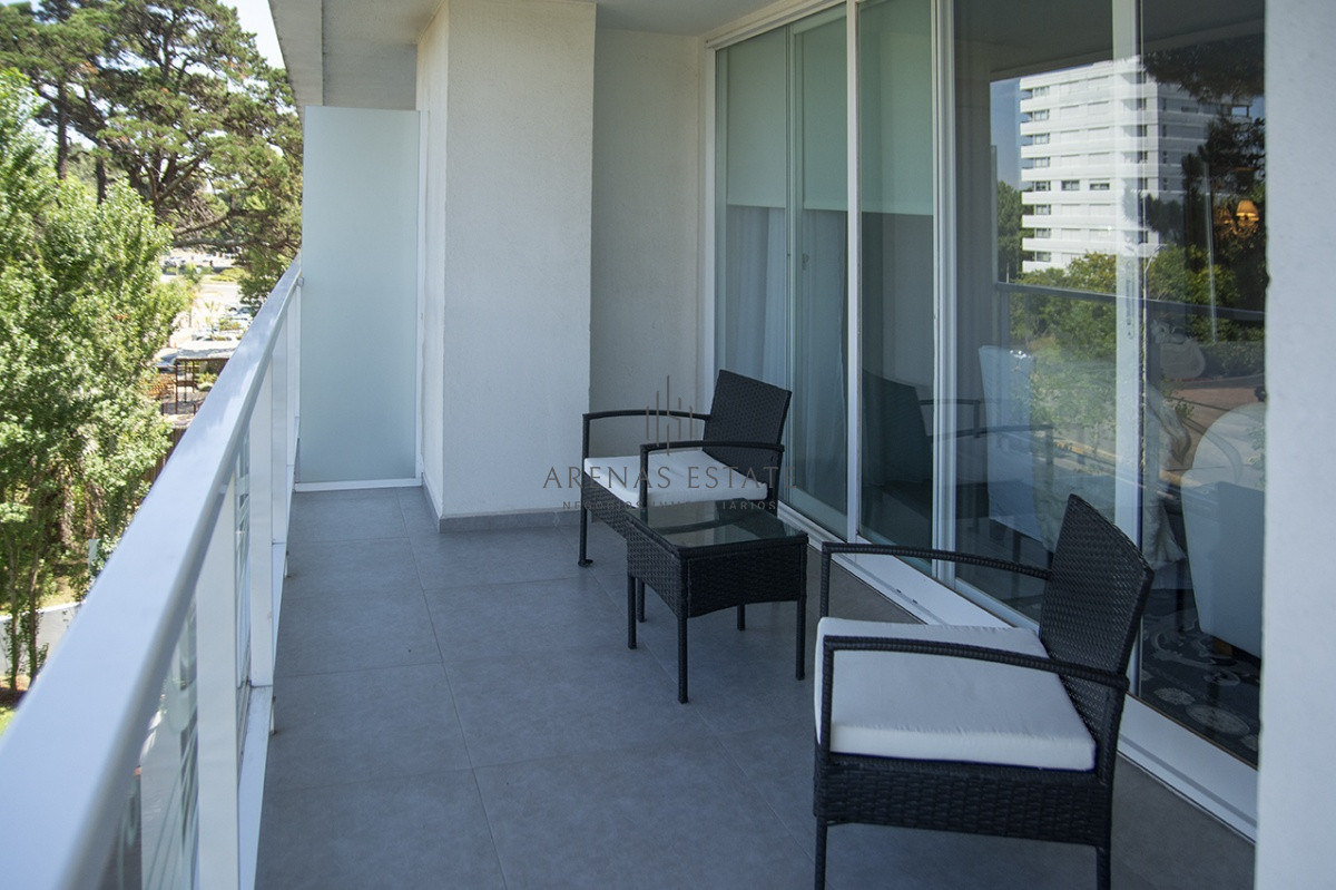 Apartamento ID.1857 - Departamento en venta de 2 dormitorios, proximo al Shopping. 