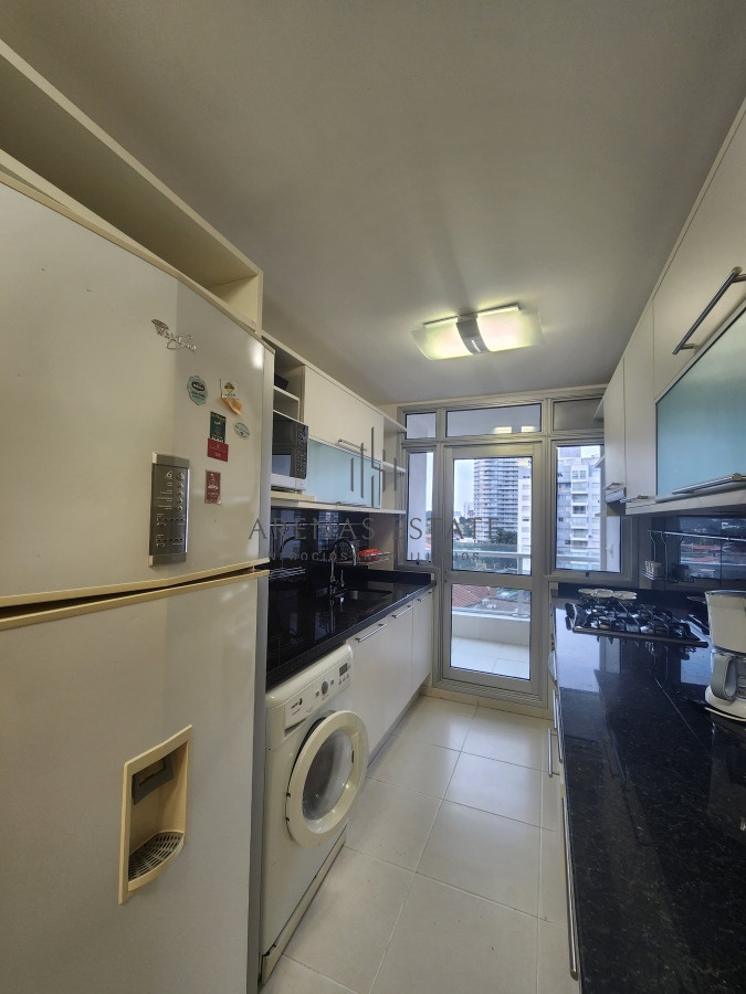 Apartamento ID.3157 - Departamento en venta en Seasons Tower, a metros del mar.