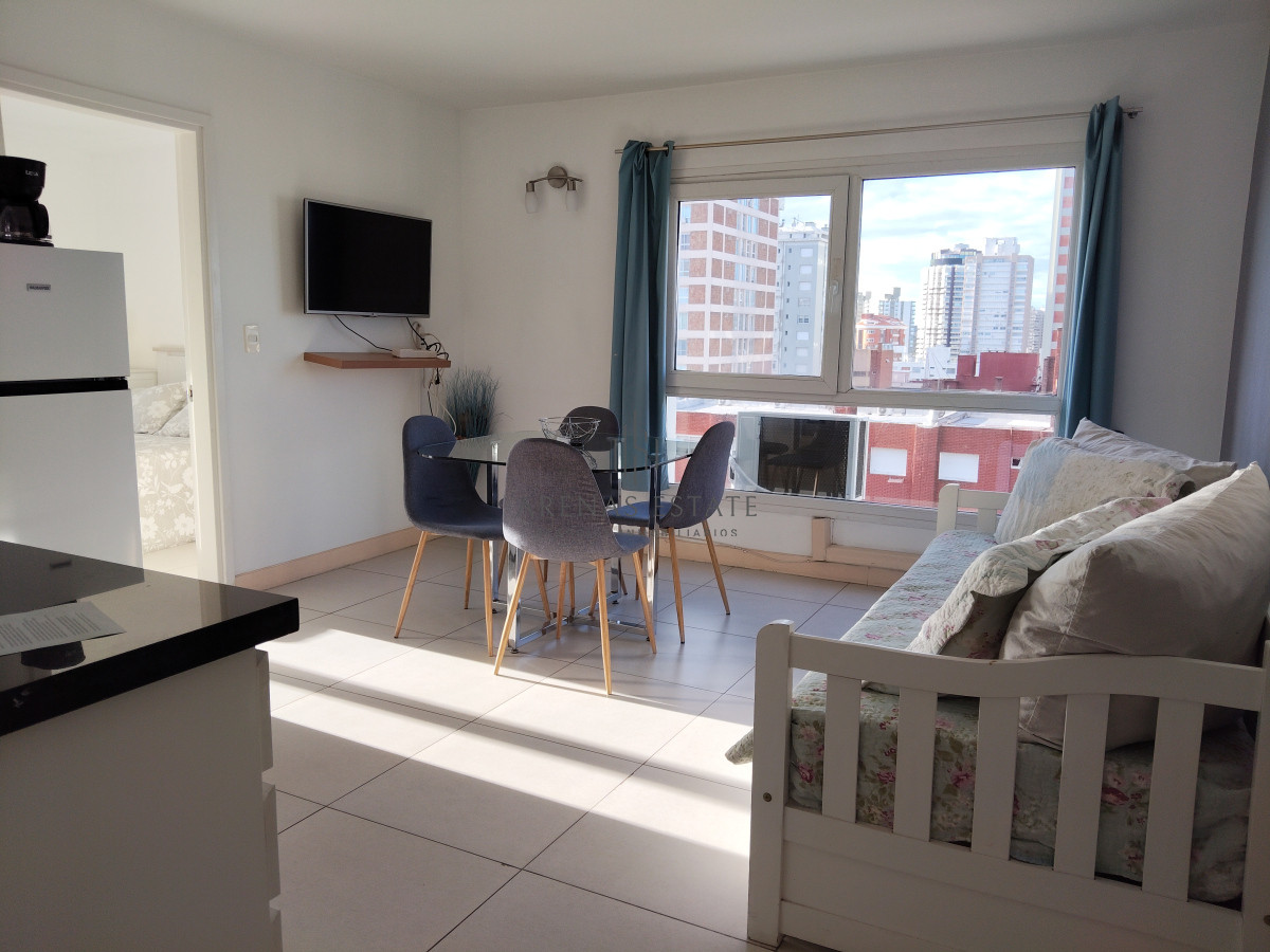 Apartamento ID.3906 - Impecable departamento, comodo e iluminado de 1 Dormitorio.