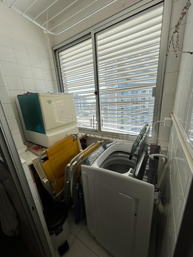 Apartamento ID.3889 - Apartamento en Venta de 3 dormitorios en parada 2 de playa brava, cerca de servicios en Punta del Este 