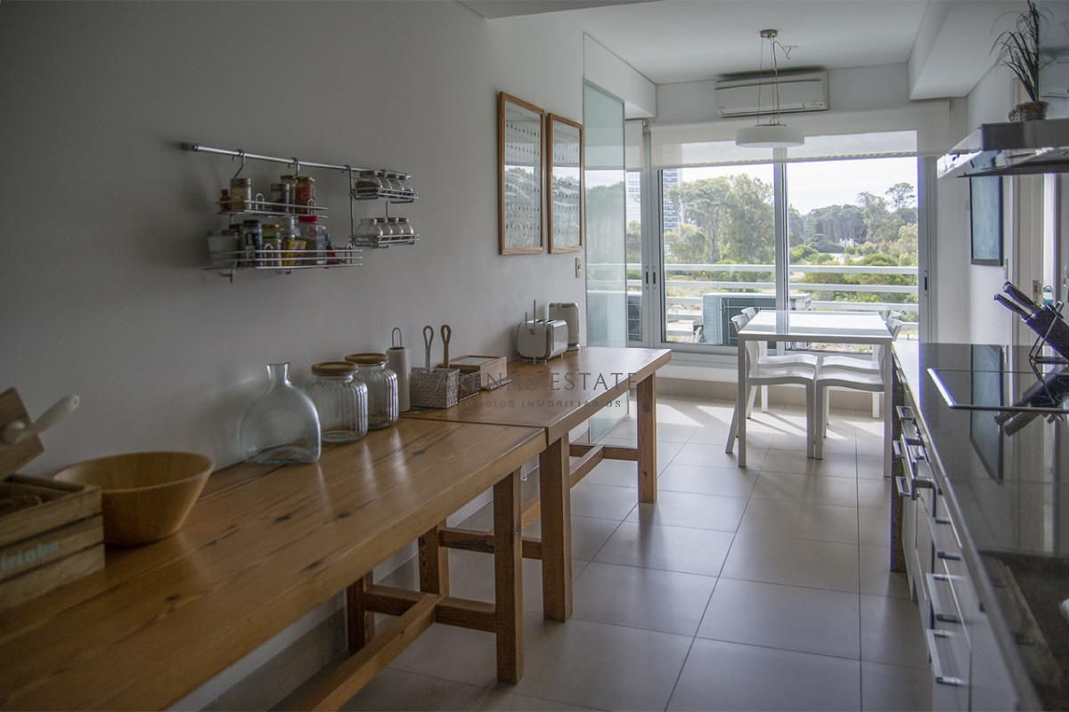 Apartamento ID.3469 - Espectacular Departamento en venta enPlaya brava frente al mar. 4 dormitorios