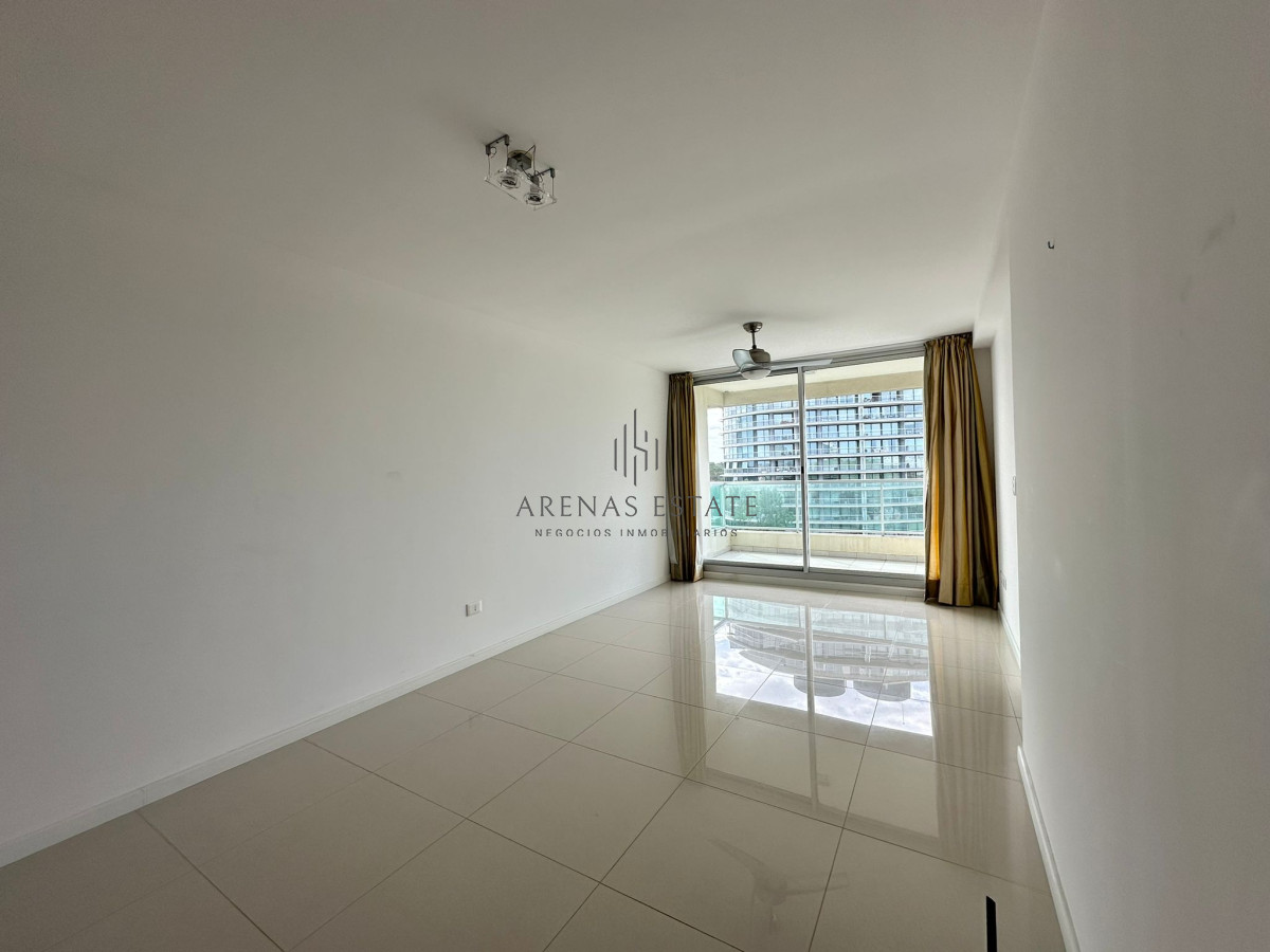 Apartamento ID.2501 - Vende apartamento de 3 dormitorios en Gala Vista, Punta del Este 