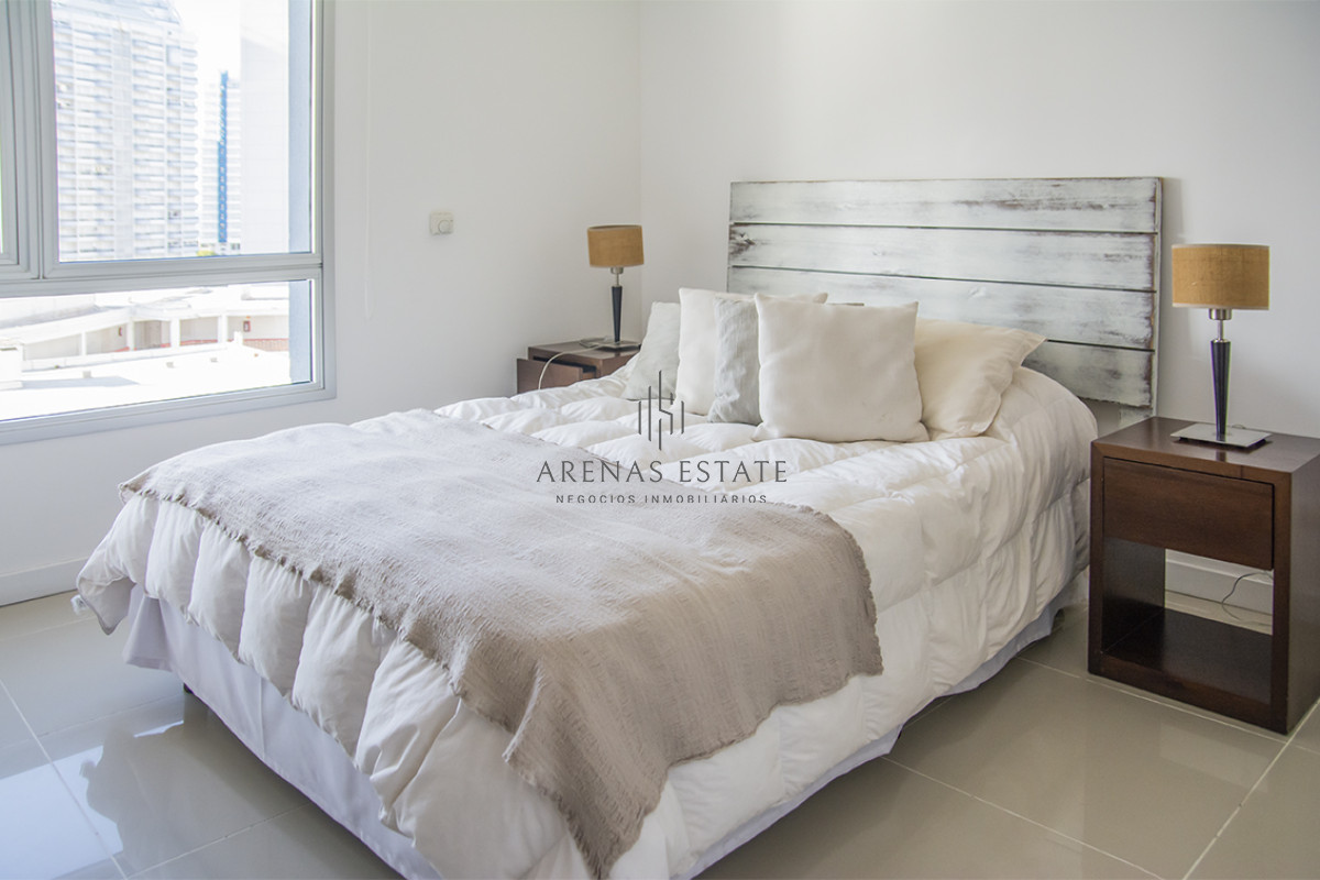 Apartamento ID.2528 - Excelente departamento en venta, 3 dormitroios. Punta del Este