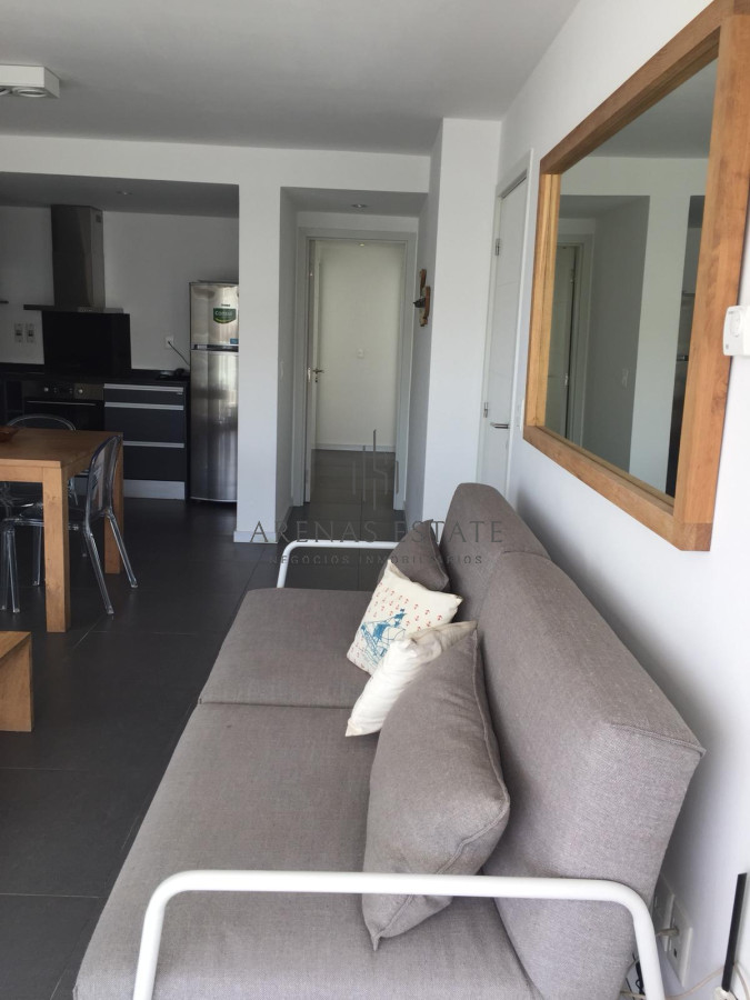 Apartamento ID.4015 - Apartamento de 2 dormitorios en venta en Península a metros del mar