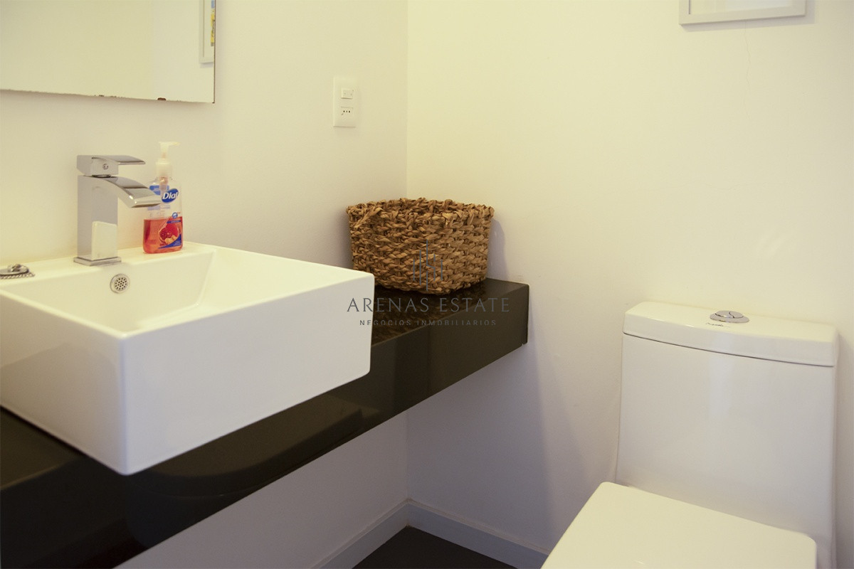 Apartamento ID.2046 - Hermoso Departamento en venta en La Peninsula, .