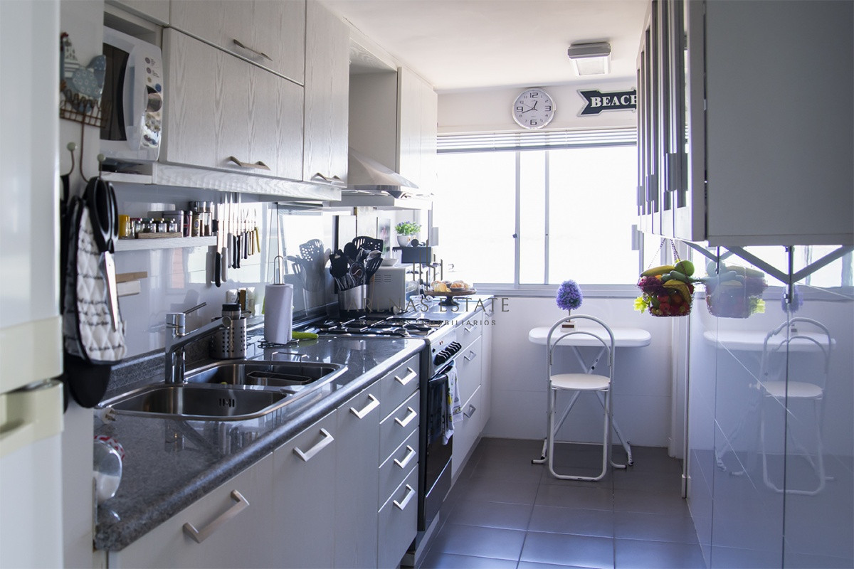 Apartamento ID.2211 - Hermoso departamento de 3 dormitorios a la venta, a pasos del mar