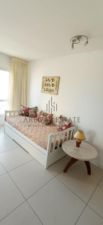 Apartamento ID.3846 - En venta y alquiler apartamento de 1 dormitorio en suite con garage, península, Punta del Este 