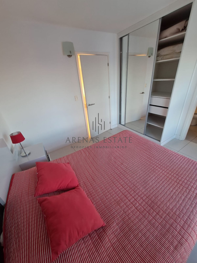 Apartamento ID.3847 - En venta y alquiler apartamento de 1 dormitorio en suite con garage, península, Punta del Este 