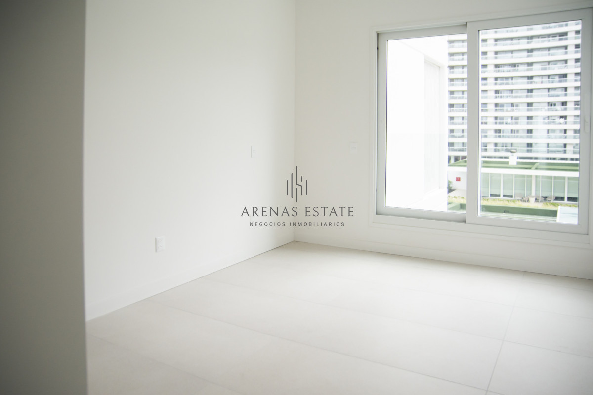 Apartamento ID.4210 - Vistas panoramicas de Playa Brava, Departamento de 3 dormitorios en venta. Torre Le Parc