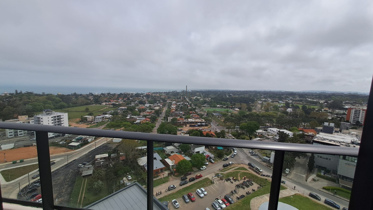 Apartamento ID.4160 - Vende apartamento de 2 dormitorios en punta del este