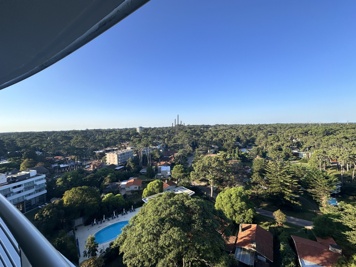 Apartamento ID.3589 - Vende apartamento de 1 dormitorio y medio en Tressesenta, Punta del Este