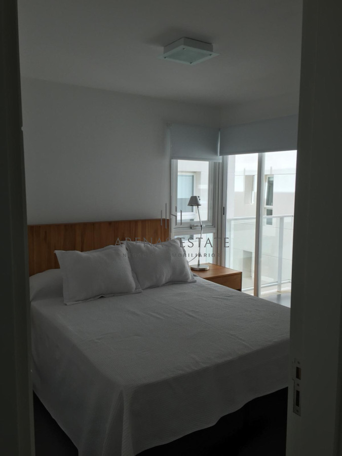 Apartamento ID.4015 - Apartamento de 2 dormitorios en venta en Península a metros del mar