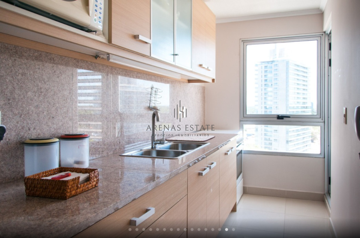 Apartamento ID.2530 - Apartamento en venta de 3 dormitorios en ocean drive, Punta del Este 
