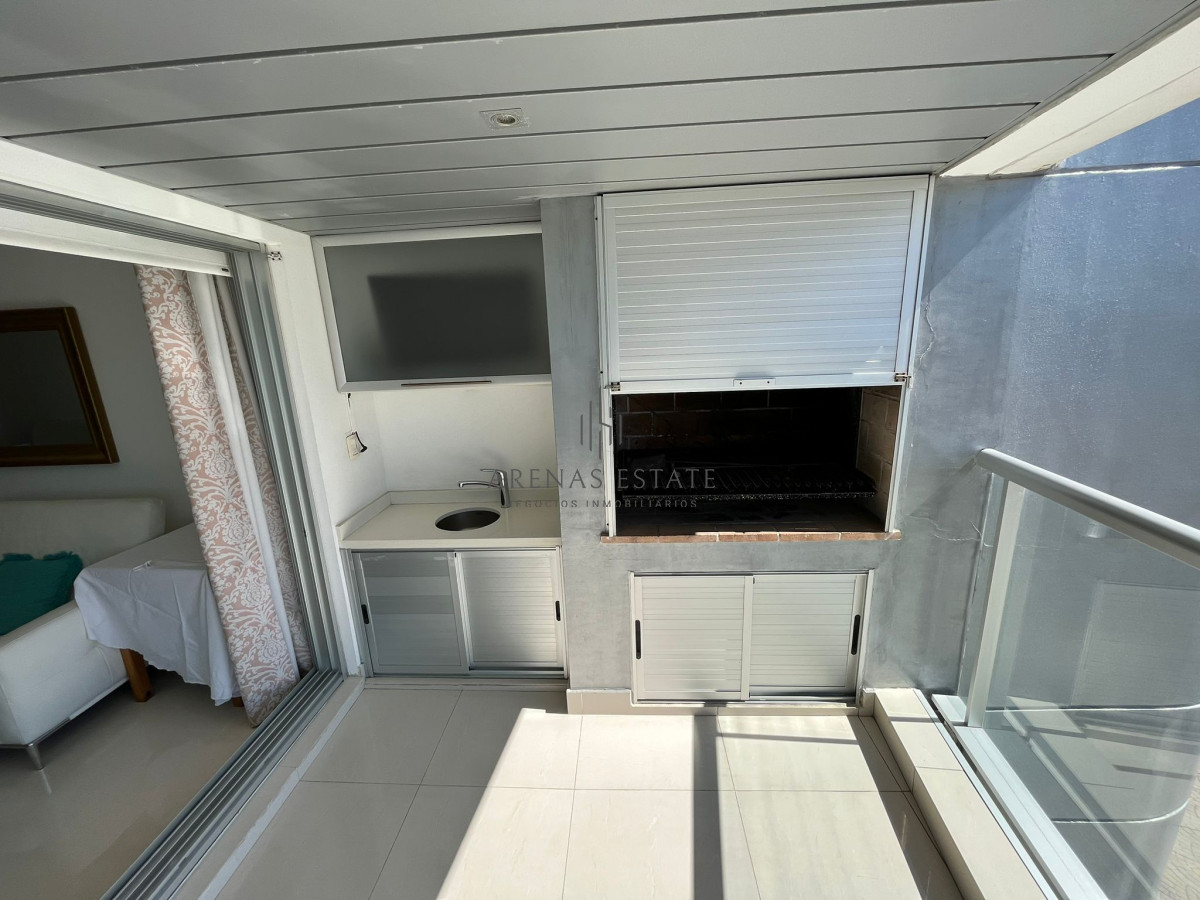 Apartamento ID.2193 - Apartamento en venta de  2 dormitorios en Punta Del Este - Miami Boulevard