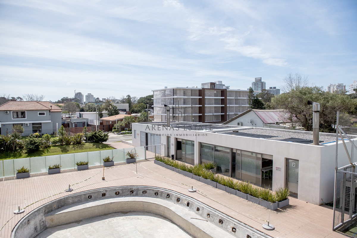 Apartamento ID.4040 - Vende apartamento en Alexander Boulevard de 2 dormitorios.