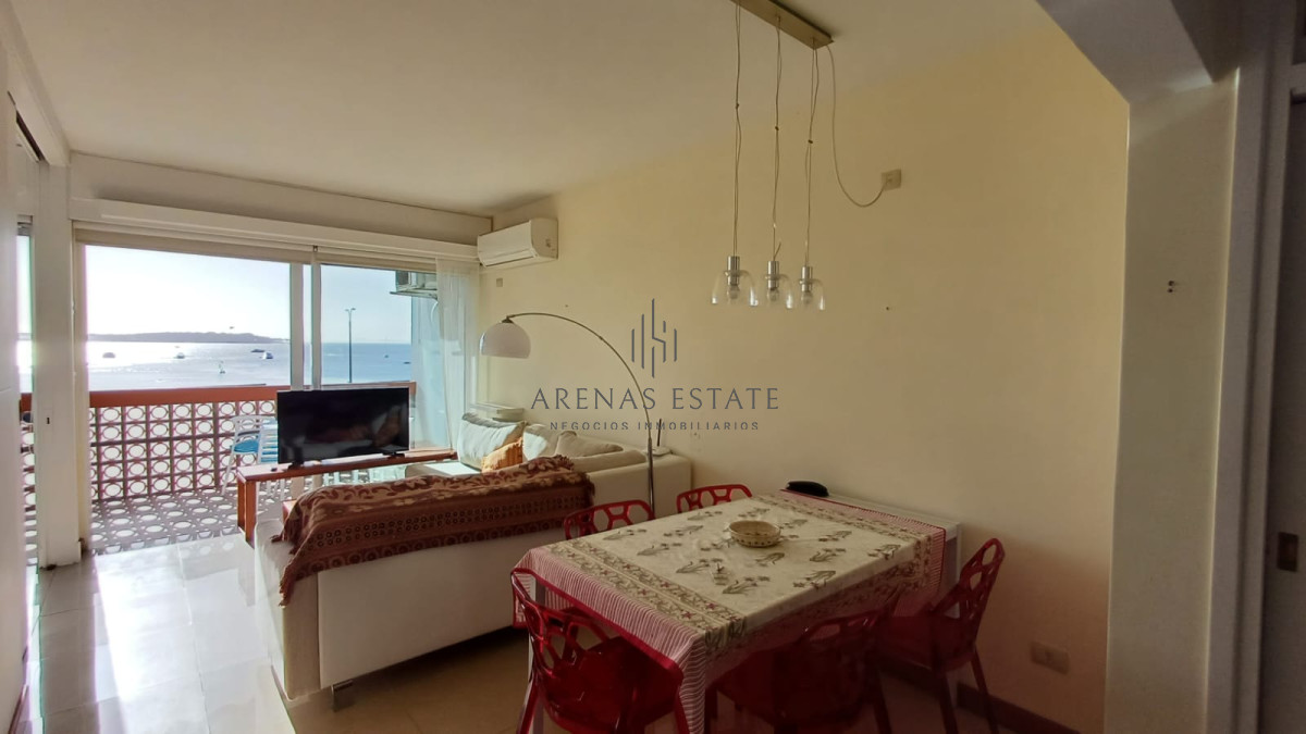 Apartamento ID.2280 - Espectacular departamento de 1 dormitorio recilado en venta frente al mar