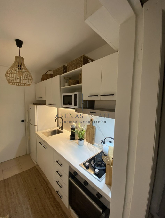 Apartamento ID.3382 - Vende apartamento de 1 dormitorio con parrillero, Punta del Este