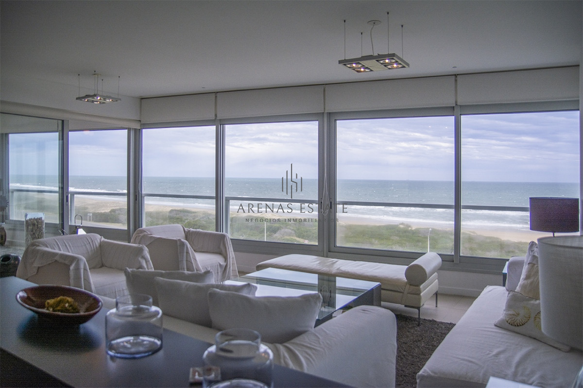 Apartamento ID.3469 - Espectacular Departamento en venta enPlaya brava frente al mar. 4 dormitorios