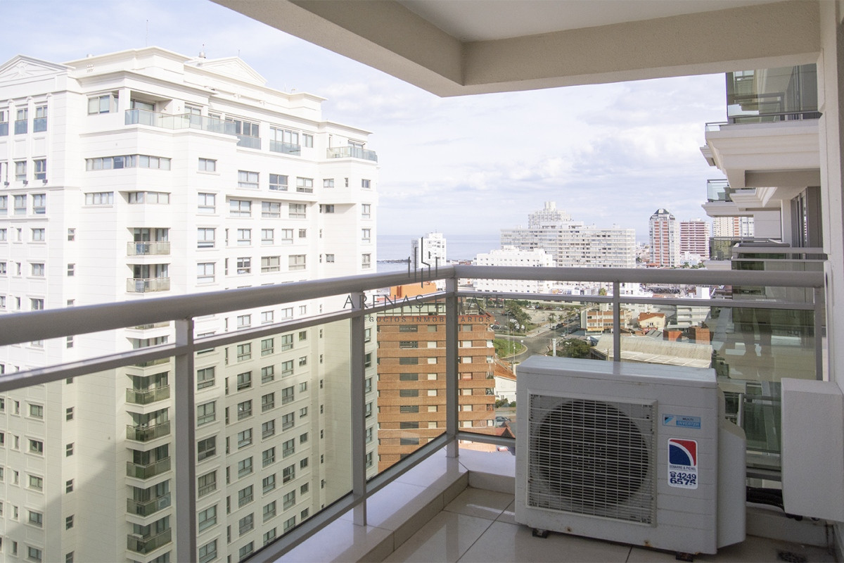 Apartamento ID.2536 - Departamento de 2 dormitorios, edificio Imperiale.