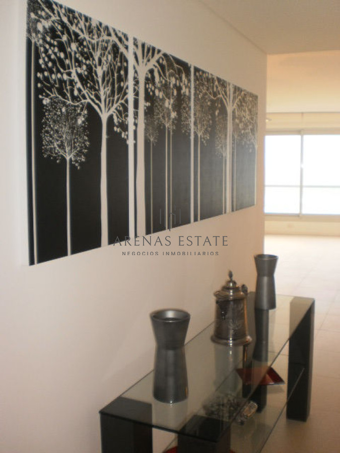 Apartamento ID.3469 - Espectacular Departamento en venta enPlaya brava frente al mar. 4 dormitorios