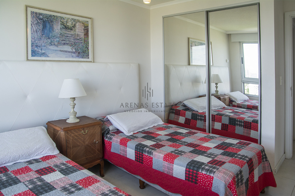 Apartamento ID.3120 - Departamento en venta de 2 dormitorios en Brava