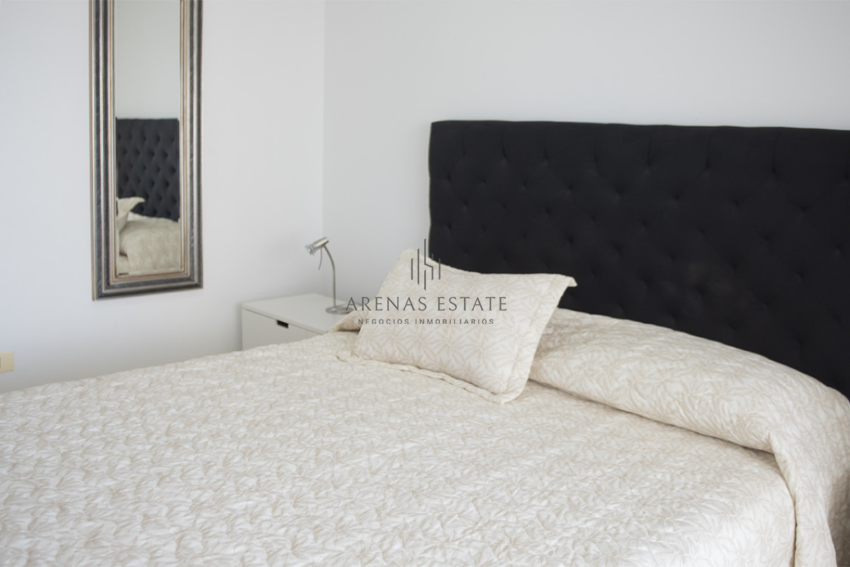 Apartamento ID.2822 - Apartamento de 2 dormitorios en Venta en Playa Mansa , Punta del este 