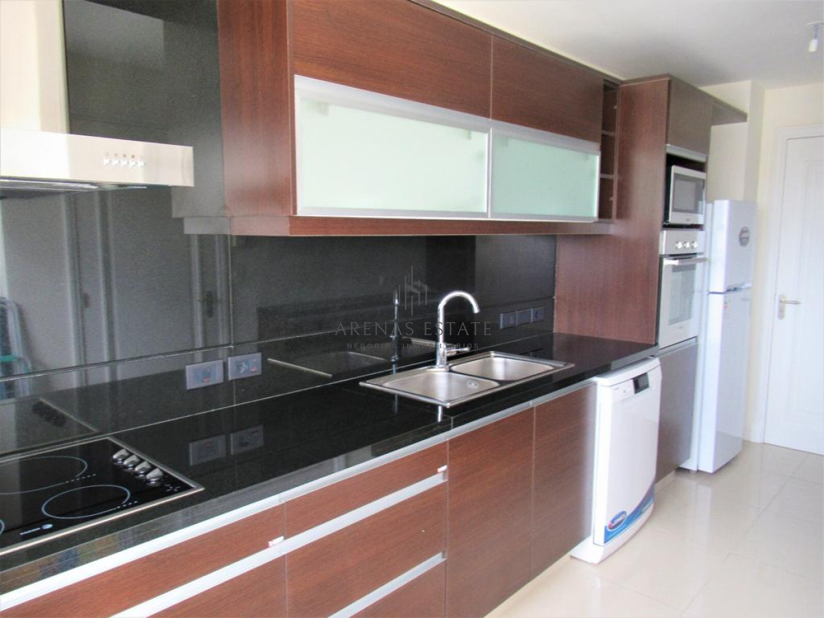 Apartamento ID.3375 - Hermoso Departamento en venta con agradable vista al Mar. Torre Imperiale
