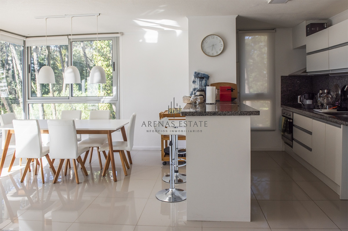Apartamento ID.2561 - Apartamento en venta en Avenue Roosevelt, 2 dormitorios, bajos gastos comunes 