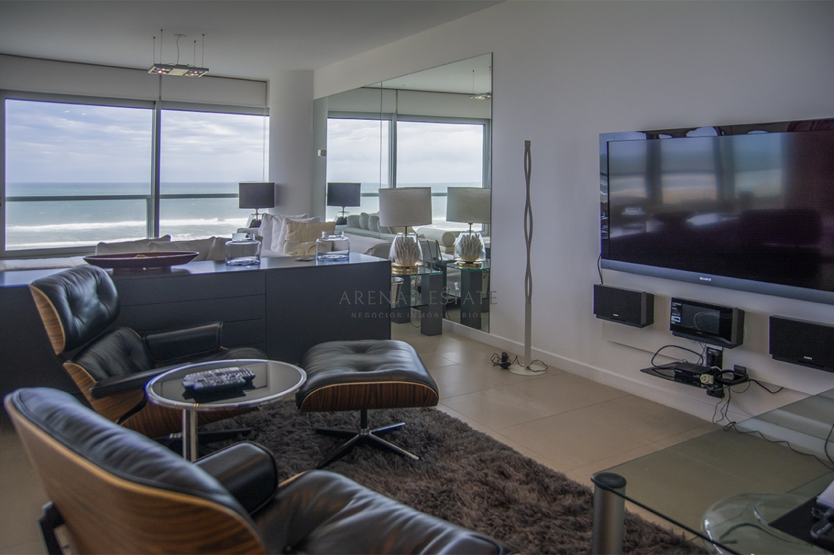 Apartamento ID.3469 - Espectacular Departamento en venta enPlaya brava frente al mar. 4 dormitorios