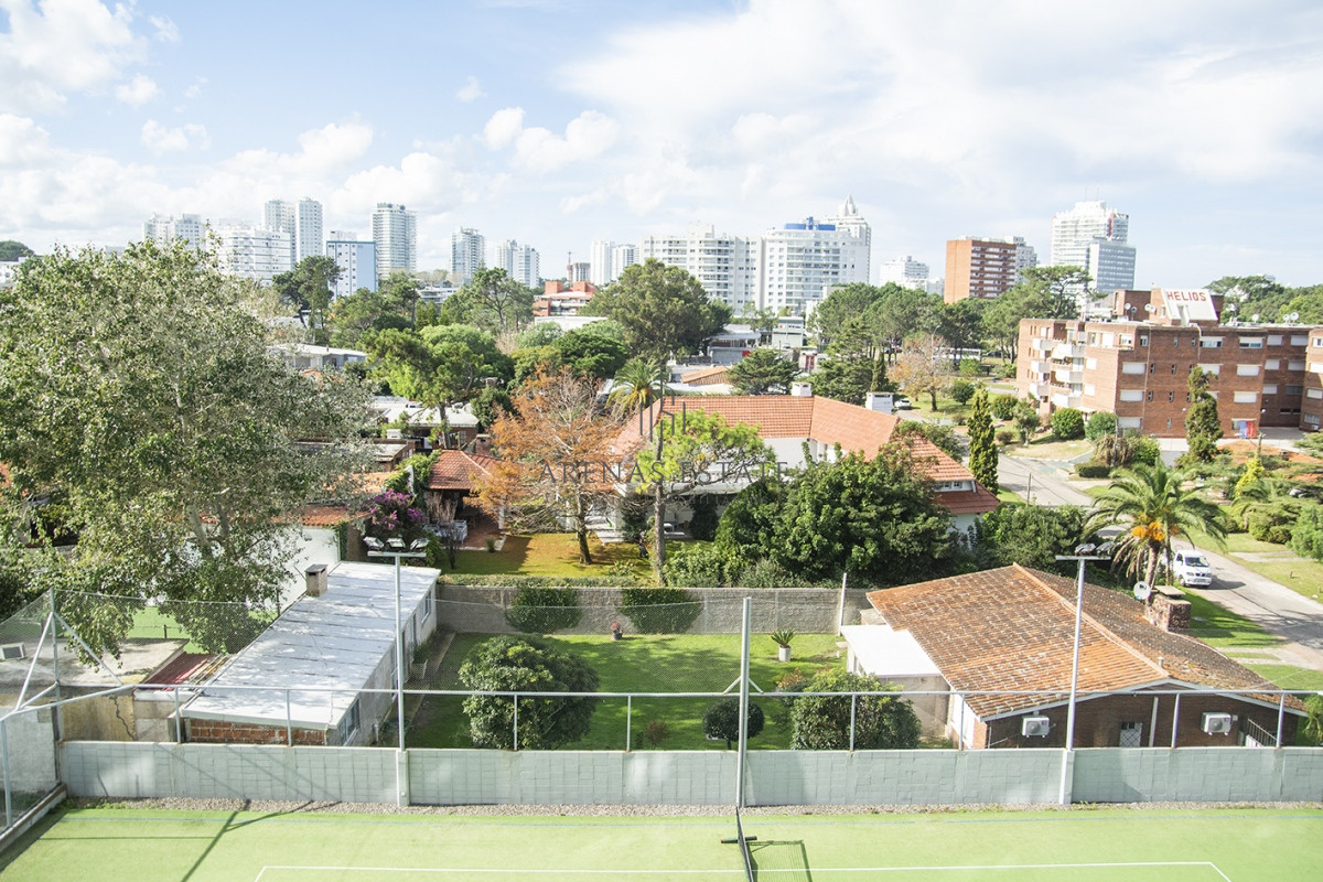 Apartamento ID.3286 - Alexander Boulevard.Departamento de 2 dormitorios, en venta y alquiler.