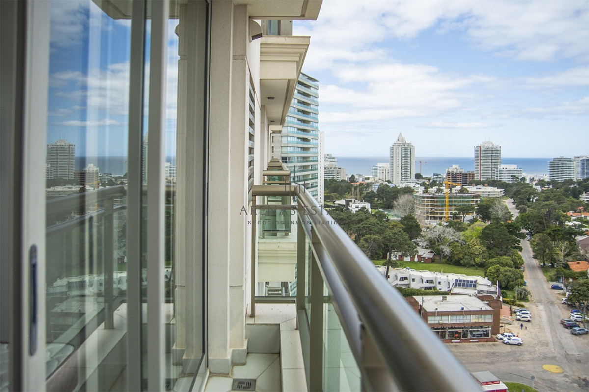 Apartamento ID.2260 - Apartamento en venta de dos dormitorios en Punta del Este 