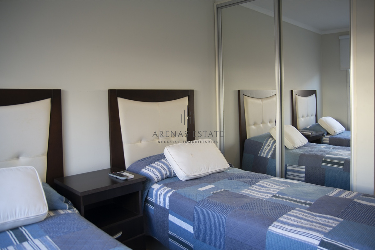 Apartamento ID.2526 - Departamento de 3 dormitorios con parrillero en venta, edificio nuevo en la Peninsula.