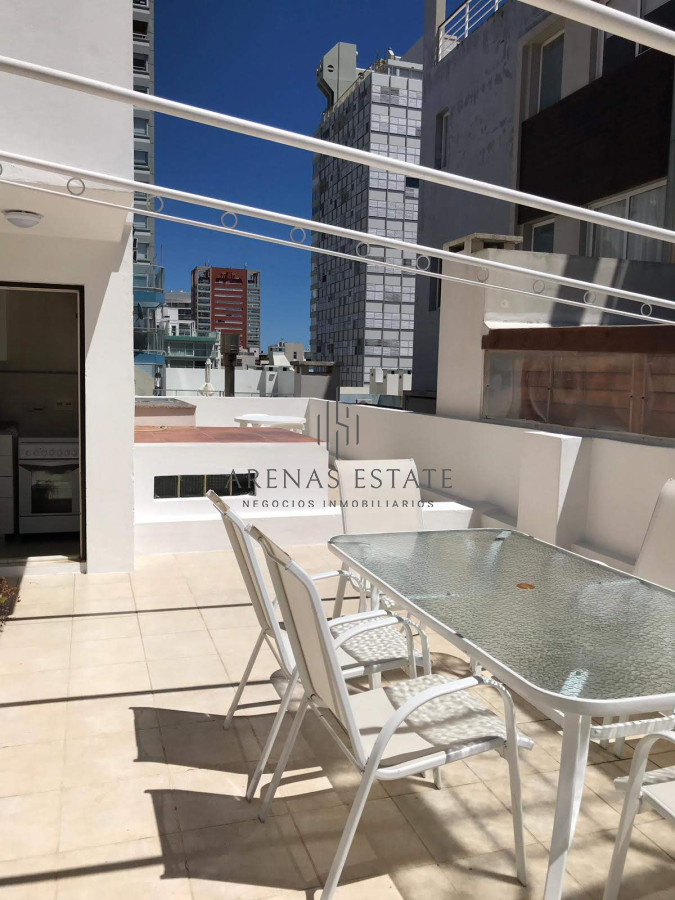 Apartamento ID.4194 - Apartamento en venta en Peninsula, Punta del Este 