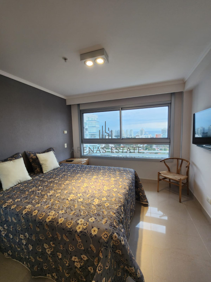 Apartamento ID.4039 - MIAMI BOULEVARD, UNIDAD DE 2 DORMITORIOS, 2 BAÑOS, PLAYA MANSA, PRIMERAS PARADAS , APARTAMENTO CON PARRILLERO 