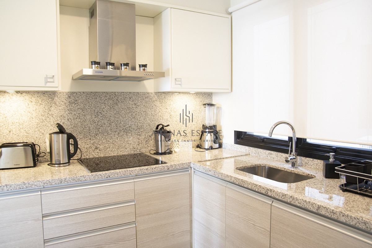 Apartamento ID.1027 - Departamento de 2 dormitorios en venta, Punta del Este