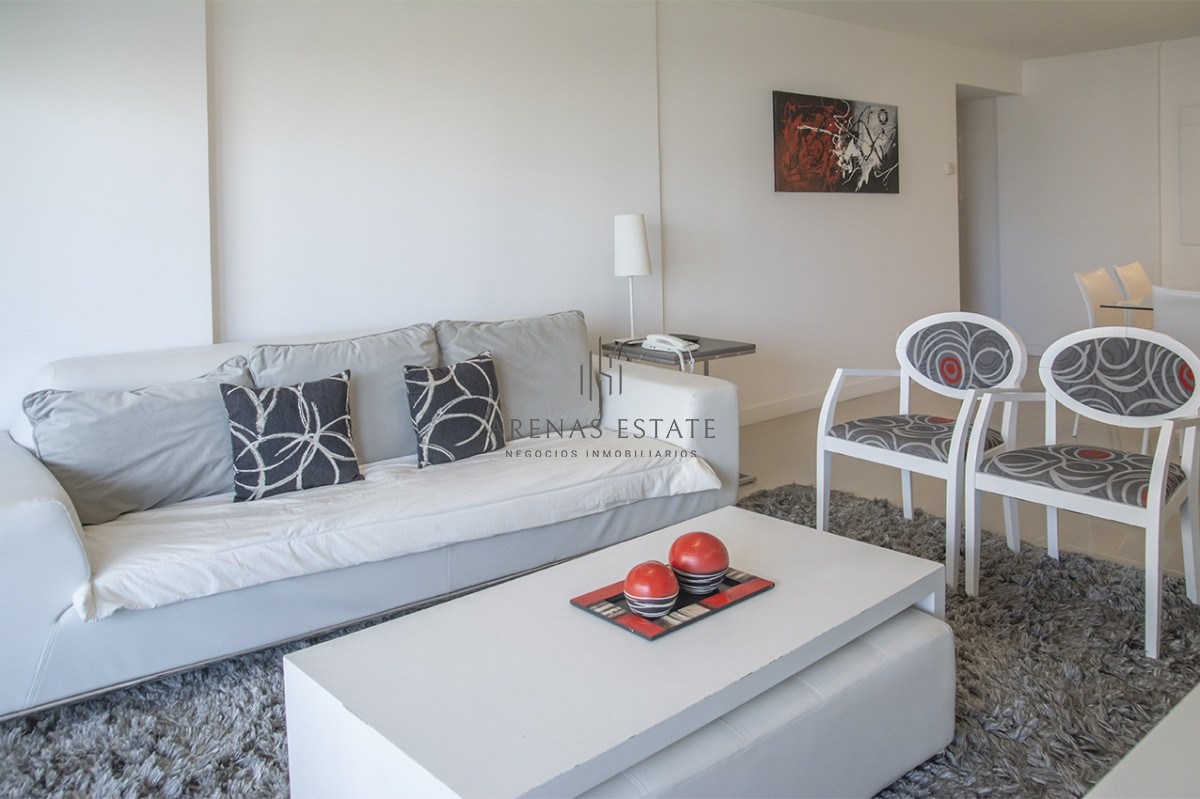 Apartamento ID.2529 - Apartamento en venta de 3 dormitorios en Forest Tower , Punta del este 