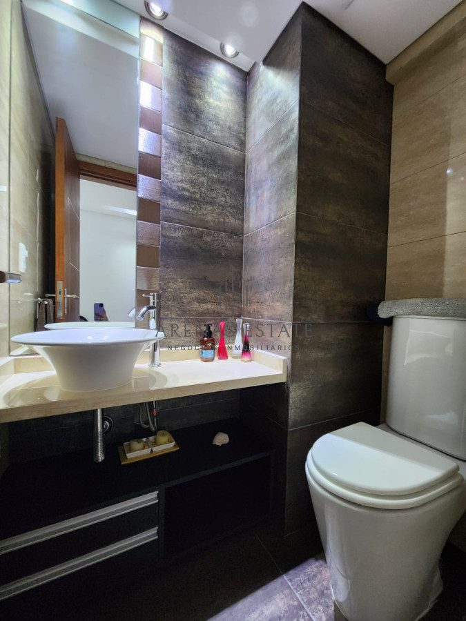 Apartamento ID.2408 - MIAMI BOULEVARD, PUNTA DEL ESTE, PLAYA MANSA, DOS DORMITORIOS , PRIMERAS PARADAS 
