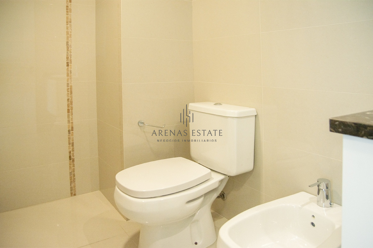 Apartamento ID.2260 - Apartamento en venta de dos dormitorios en Punta del Este 