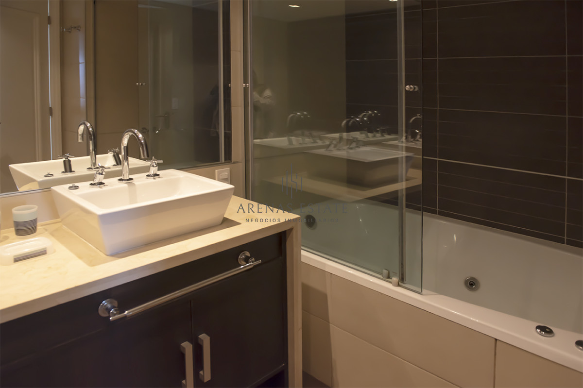 Apartamento ID.3378 - Increíble apartamento con excelente vista al mar. Torre Imperiale.