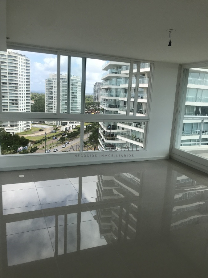 Apartamento ID.2496 - Apartamento en venta de 1 dormitorio En Punta Del Este 