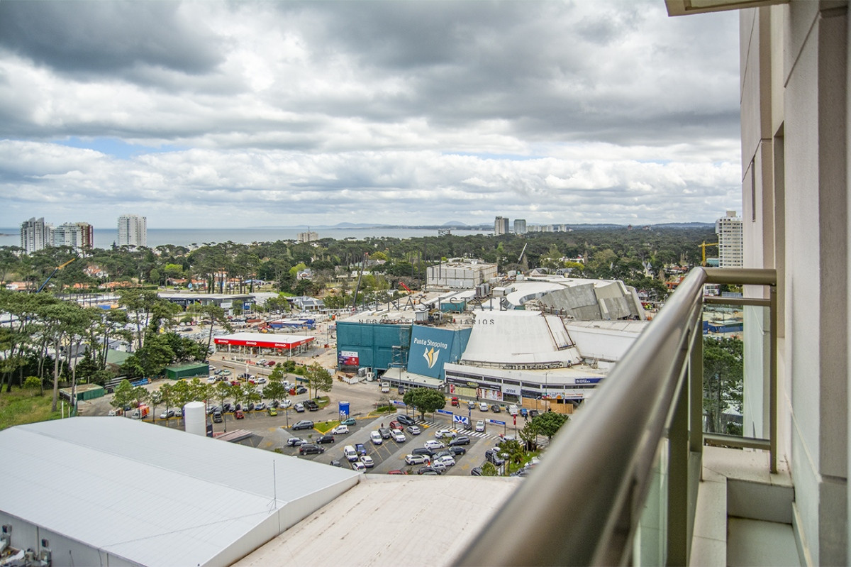 Apartamento ID.2260 - Apartamento en venta de dos dormitorios en Punta del Este 