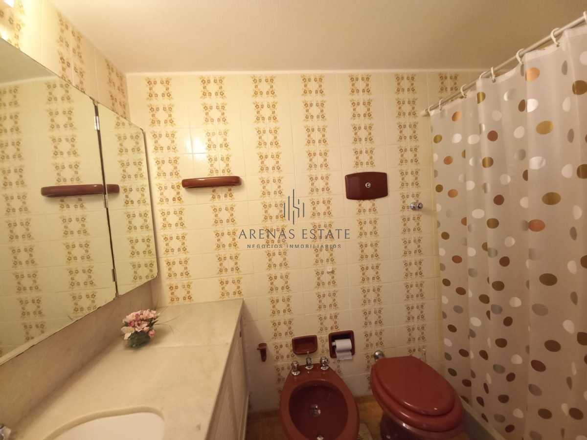 Apartamento ID.2535 - Complejo Lincoln center , Apartamento sobre playa mansa en venta