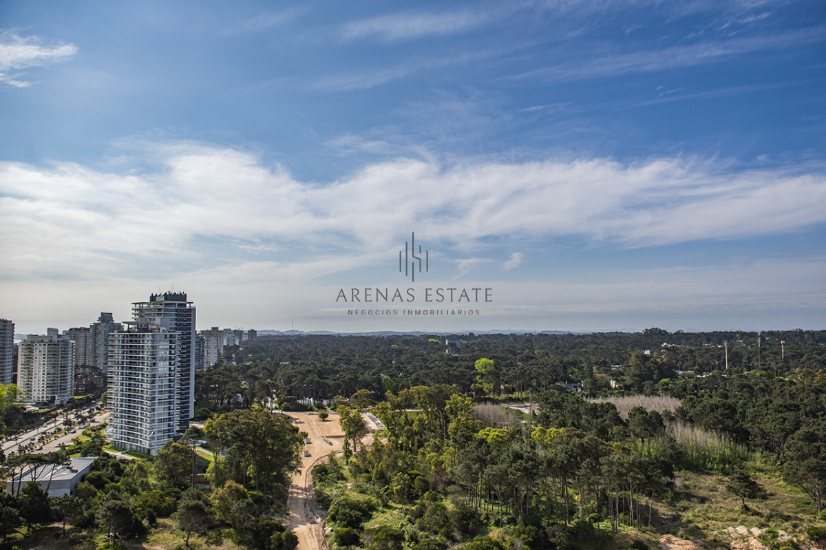 Apartamento ID.3470 - Departamento d 3 dormitoios + dependencia en venta en Playa Brava