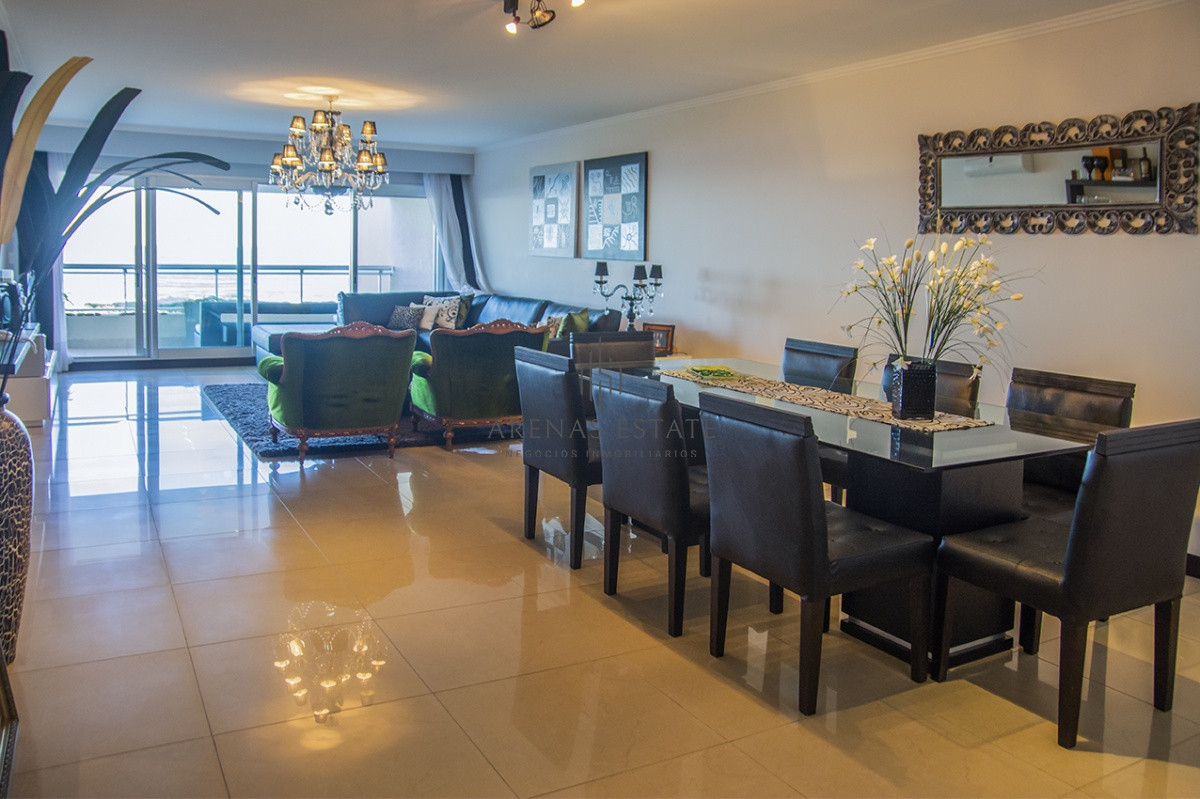Apartamento ID.3476 - Departamento en venta frente al mar. Torre Lobos, Playa Brava, 3 dormitorios.
