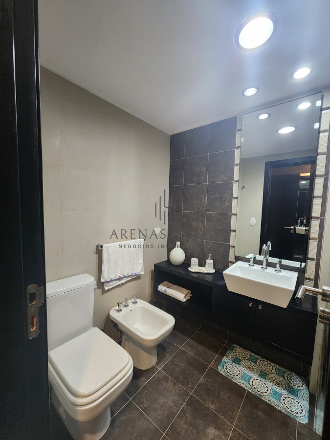 Apartamento ID.3154 - GALA TOWER EN VENTA , PUNTA DEL ESTE 
