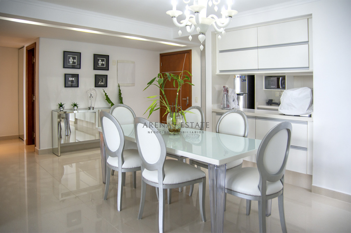 Apartamento ID.4195 - Vende apto de 2 dormitorios en Miami Boulevard ! Punta del este