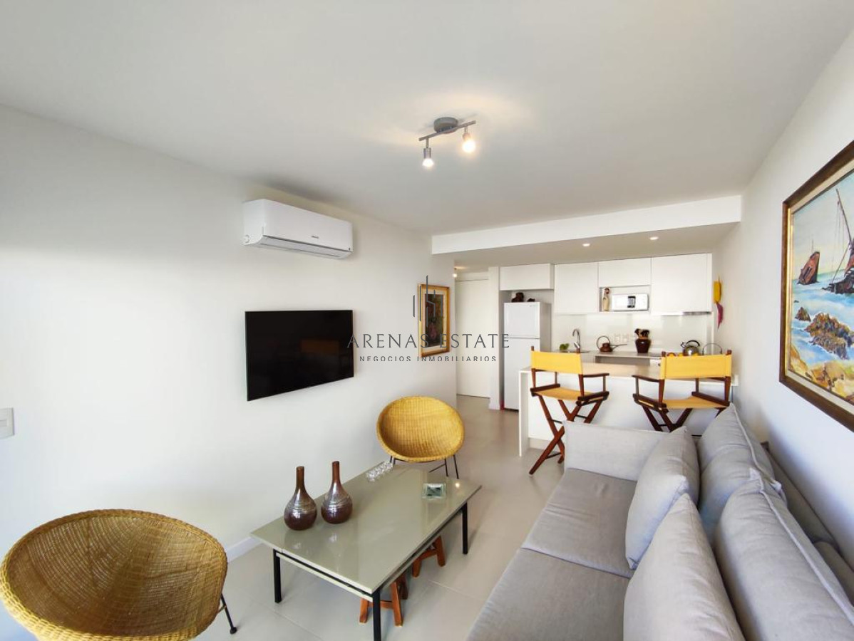 Apartamento ID.2622 - Apartamento de 1 dormitorio, en Mansa, Punta Del Este 