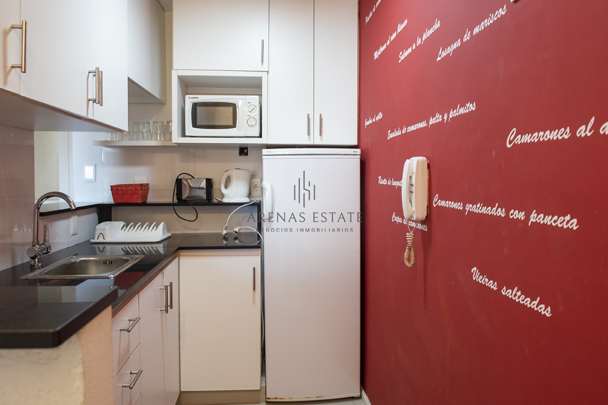 Apartamento ID.4014 - Apartamento en Venta de 2 dormitorios en Edificio Panorama , Punta del este 