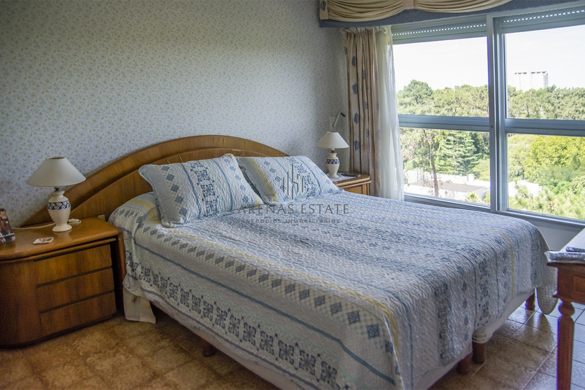 Apartamento ID.1028 - Departamento de 4 dormitorios en venta en Roosevelt.